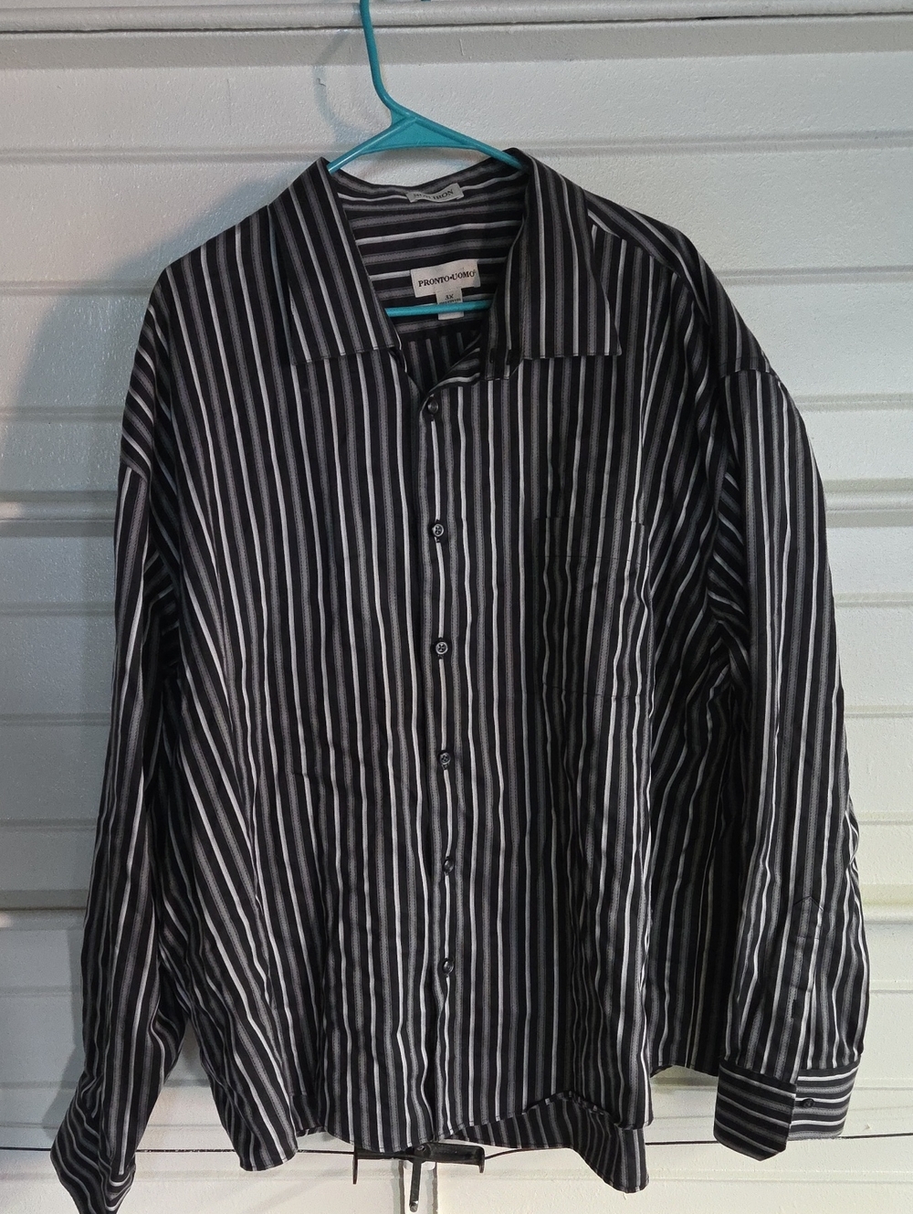 Pronto Uomo Black and White Striped Long-Sleeve Button-Down Shirt